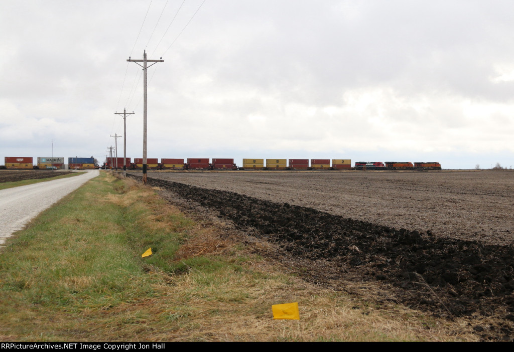 On a cold and cloudy day, S-LPCLBT1 heads away westward